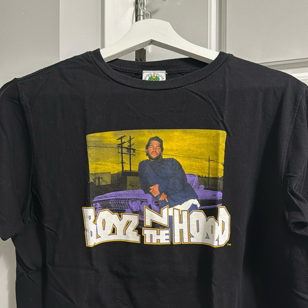 black graphic shirt - boyz n the hood